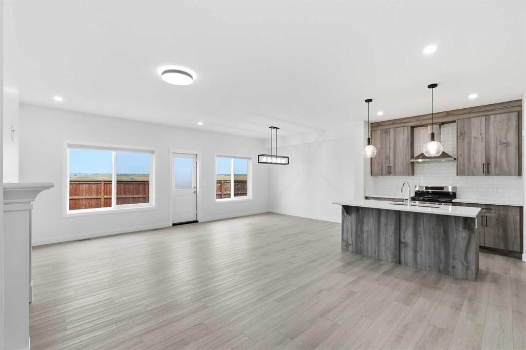 505 Corner Meadows Way Ne, Calgary, AB