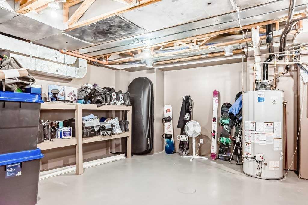 701 Aspen Meadows Hill Sw, Calgary, AB