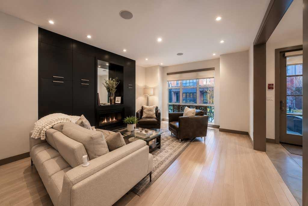 701 Aspen Meadows Hill Sw, Calgary, AB