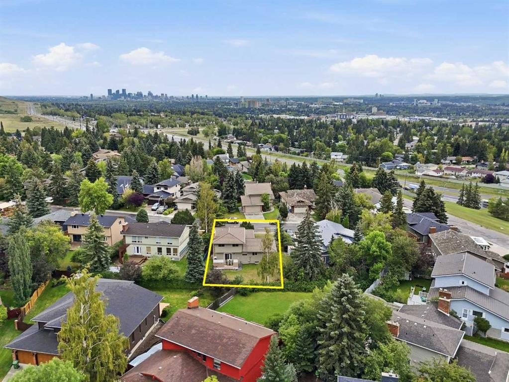 11 Edgemont Rise Nw, Calgary, AB