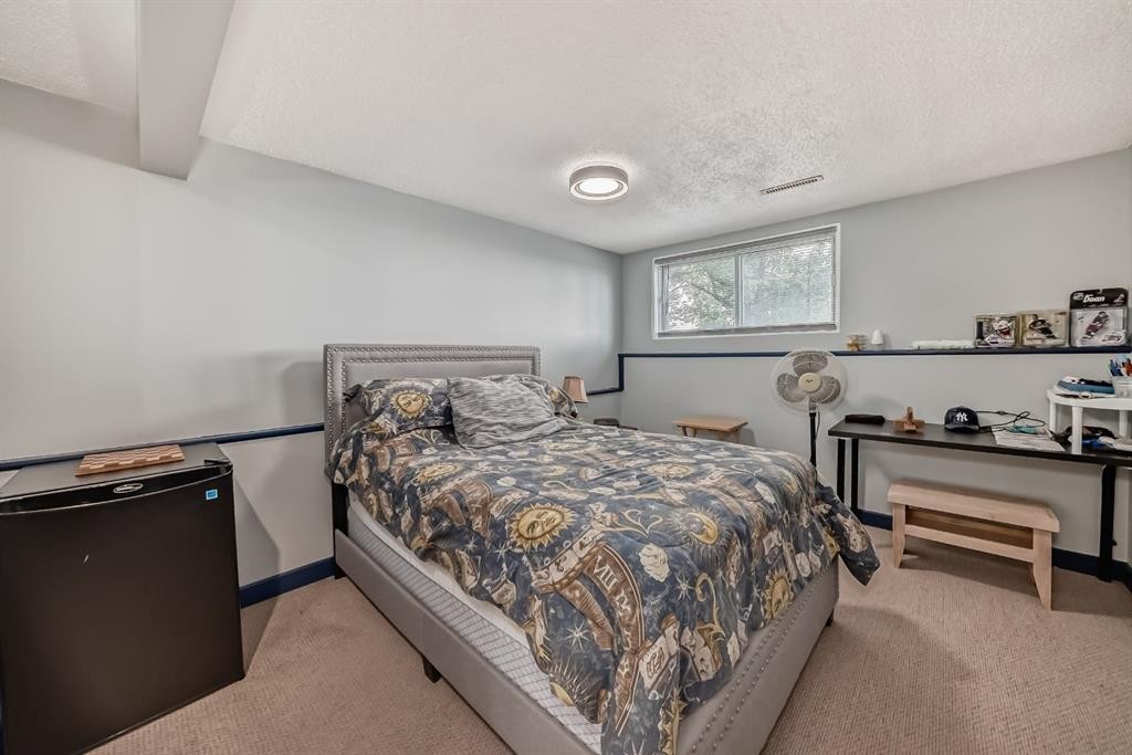 7827 Fairmount Drive Se, Calgary, AB