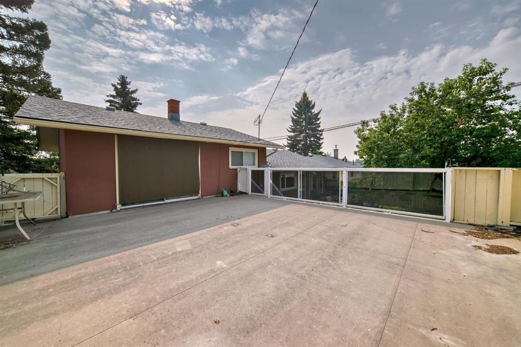 7827 Fairmount Drive Se, Calgary, AB