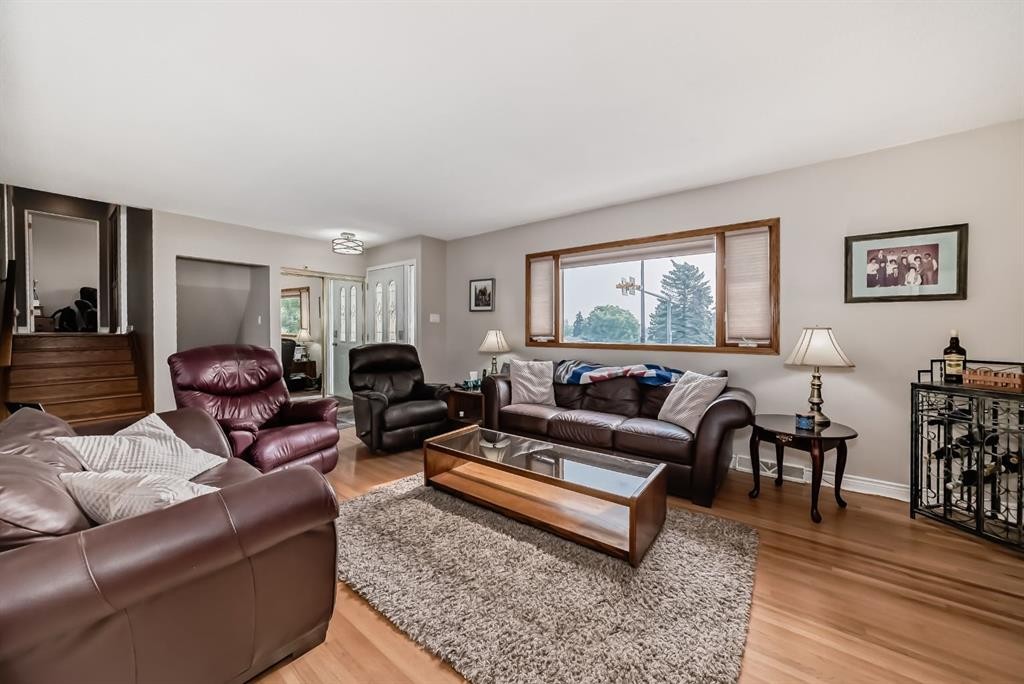 7827 Fairmount Drive Se, Calgary, AB