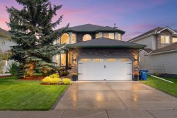137 Gleneagles View Cochrane, AB T4C 1W1