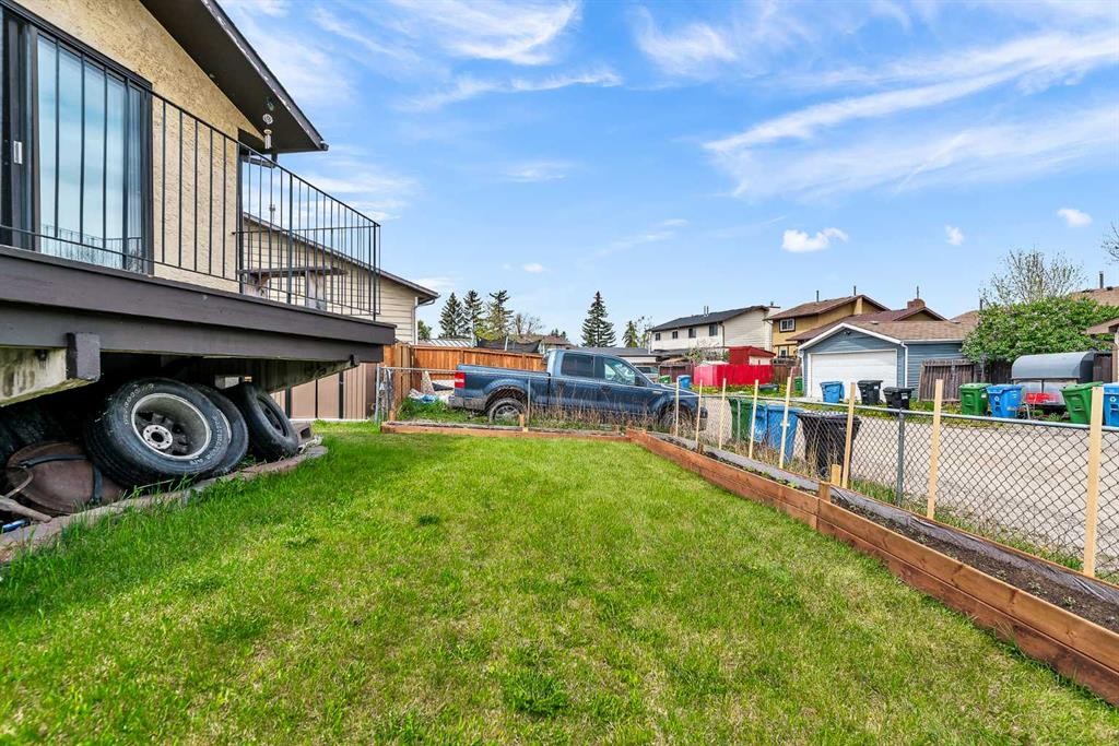 319 Templemont Place Ne, Calgary, AB