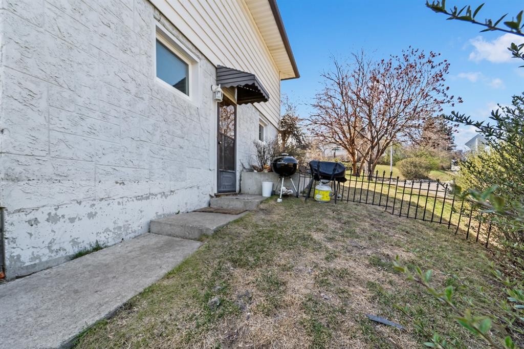 224 Hendon Drive Nw, Calgary, AB