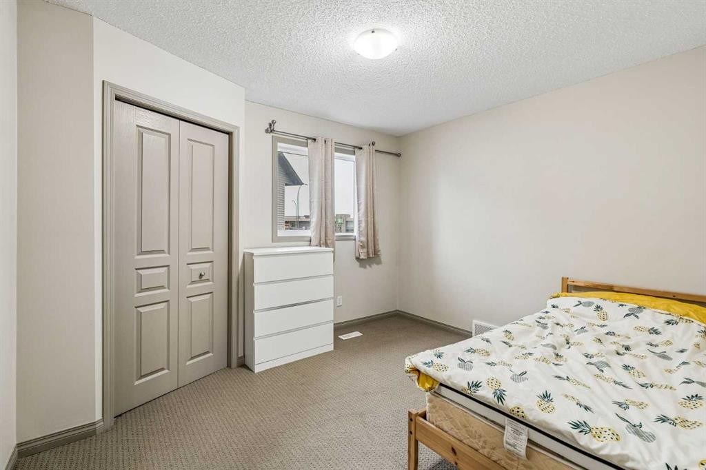 202 Royal Birch Heath Nw, Calgary, AB