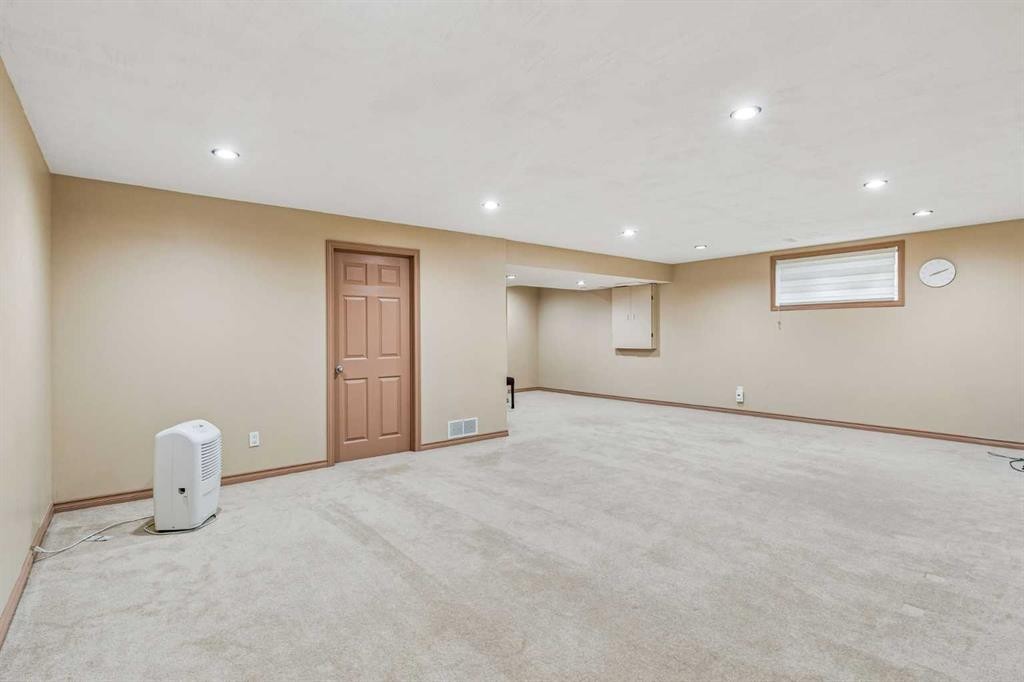 202 Royal Birch Heath Nw, Calgary, AB