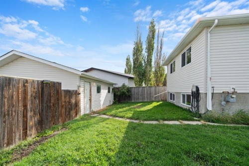 111 Martinvalley Place Ne, Calgary, AB 
