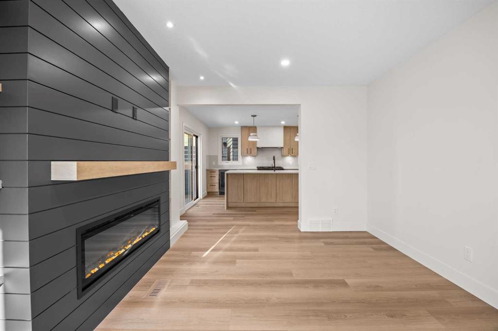 44 Canterbury Drive Sw, Calgary, AB