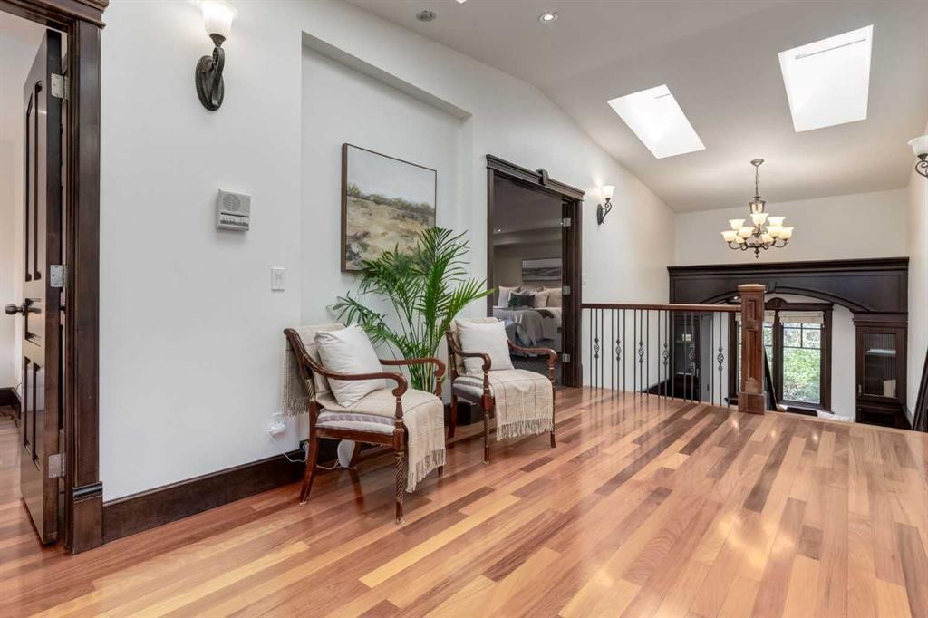 1840 Westmount Boulevard Nw, Calgary, AB