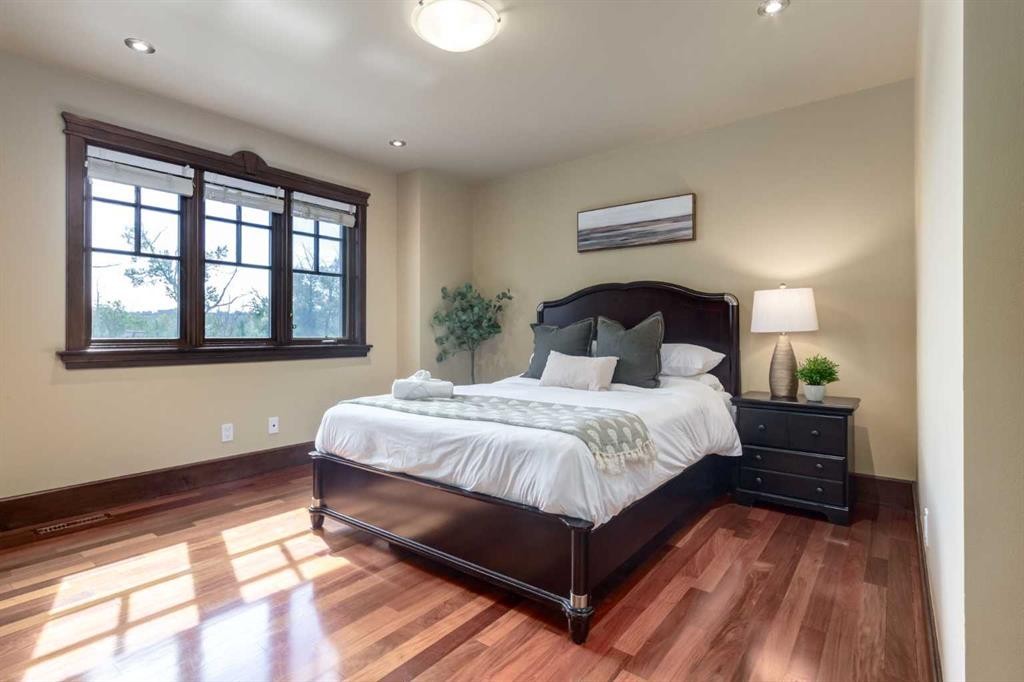 1840 Westmount Boulevard Nw, Calgary, AB