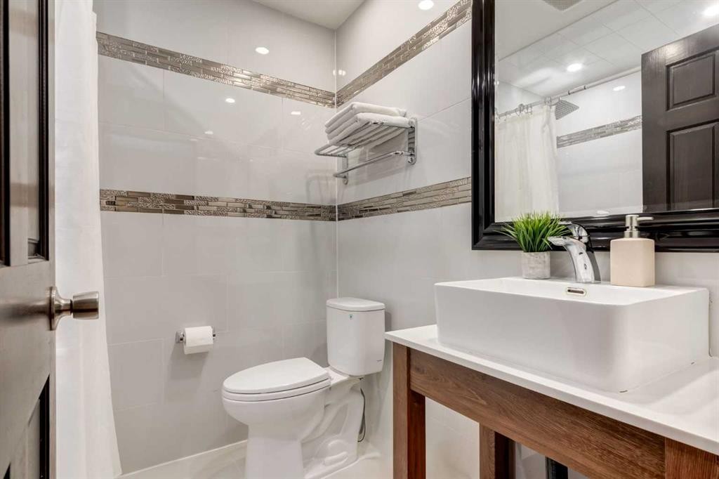 1840 Westmount Boulevard Nw, Calgary, AB