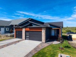 143 Valarosa Drive Didsbury, AB T0M 0W0