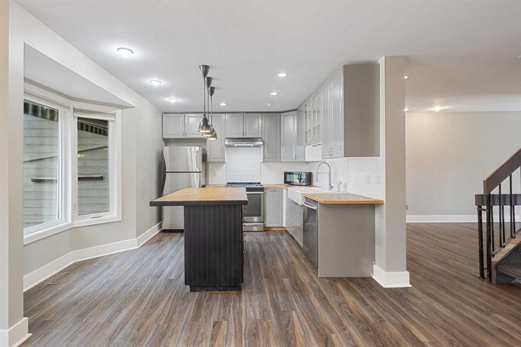 40 Edgemont Estates Road Nw, Calgary, AB