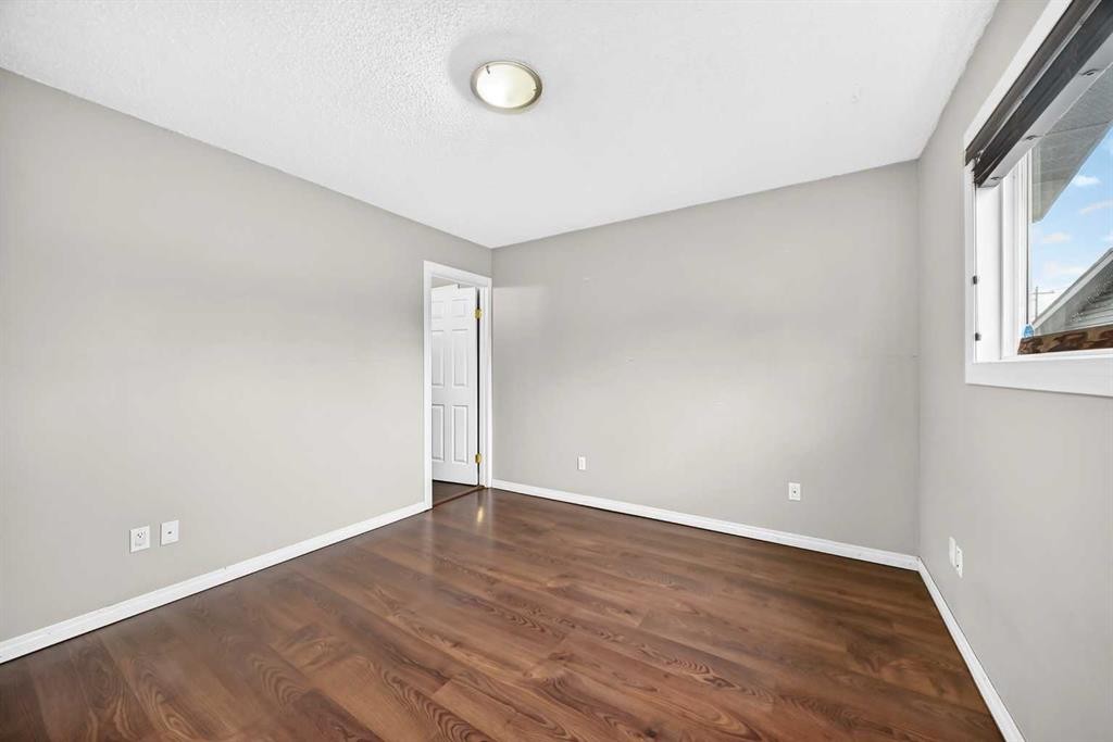 512 Malvern Drive Ne, Calgary, AB
