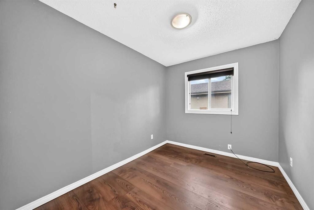 512 Malvern Drive Ne, Calgary, AB