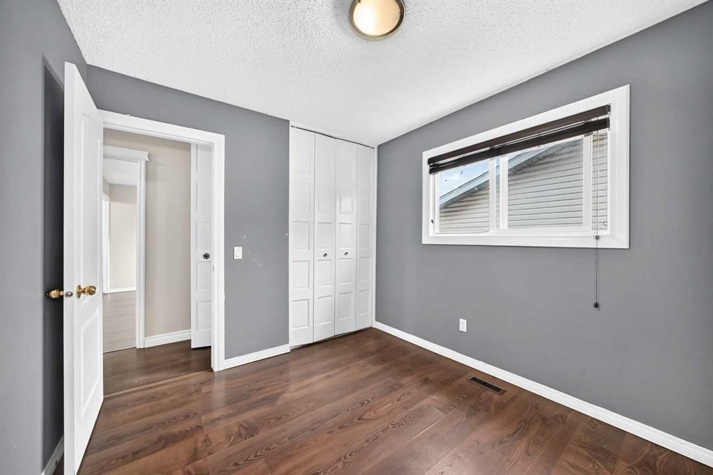 512 Malvern Drive Ne, Calgary, AB