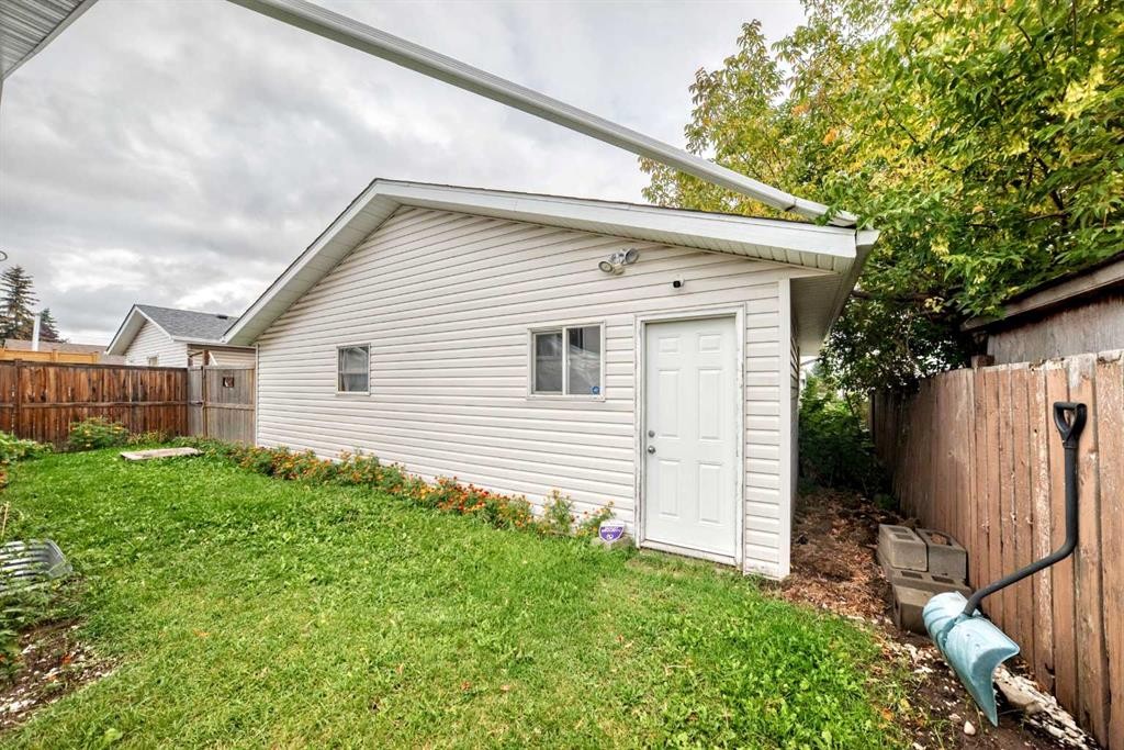 512 Malvern Drive Ne, Calgary, AB