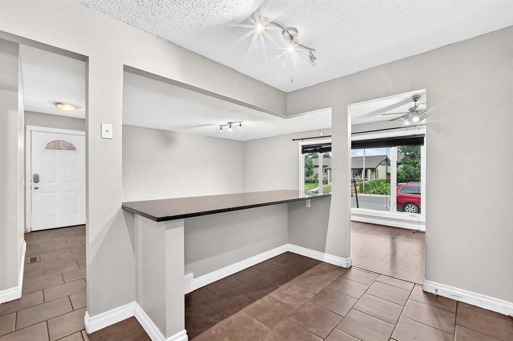 512 Malvern Drive Ne, Calgary, AB
