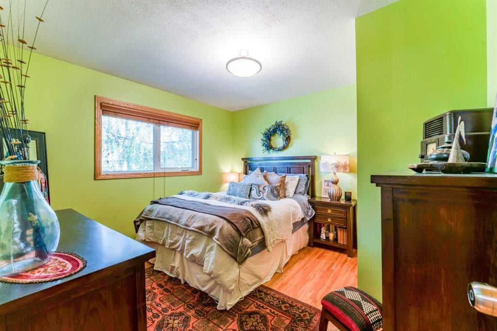52 Windermere Road Sw, Calgary, AB