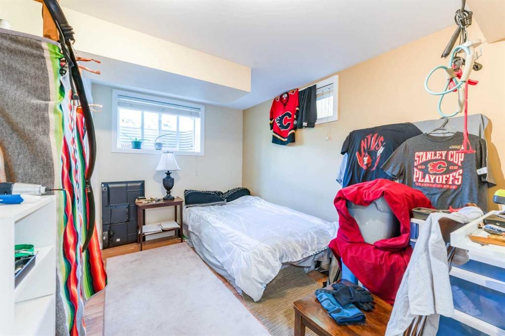 52 Windermere Road Sw, Calgary, AB