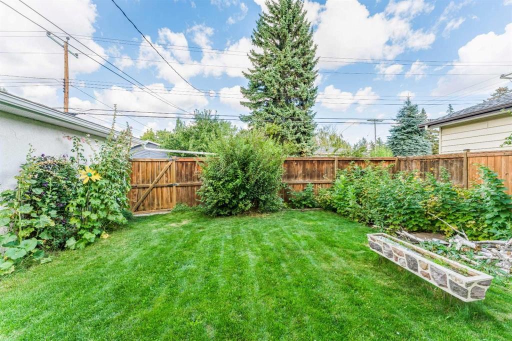 52 Windermere Road Sw, Calgary, AB