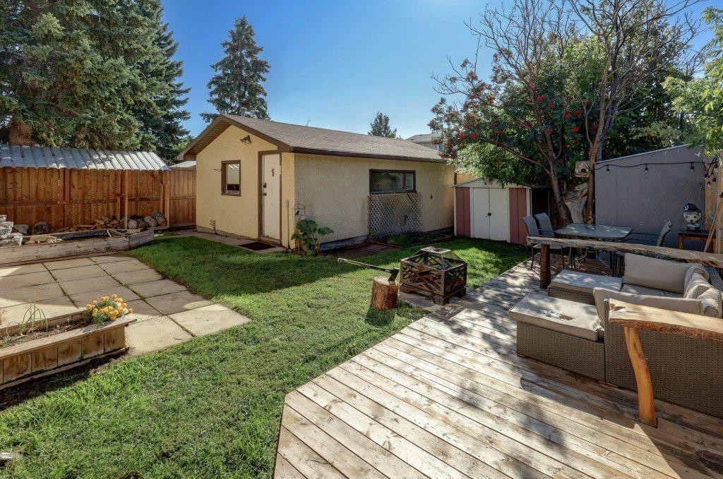 31 Castledale Way Ne, Calgary, AB