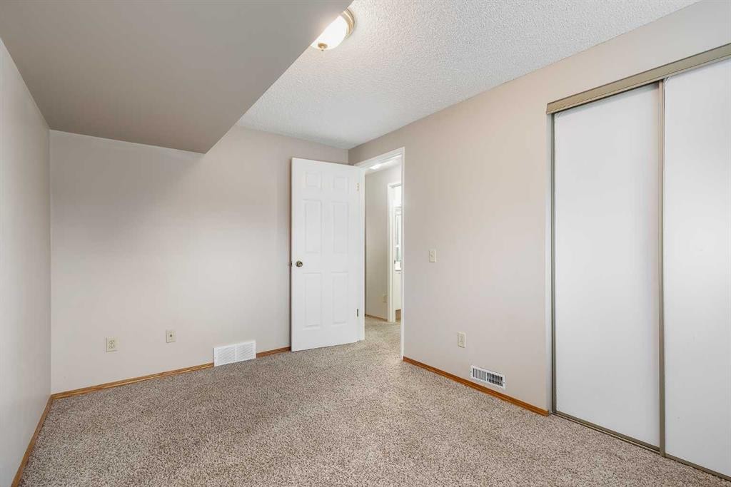 1418 Ranchlands Way Nw, Calgary, AB