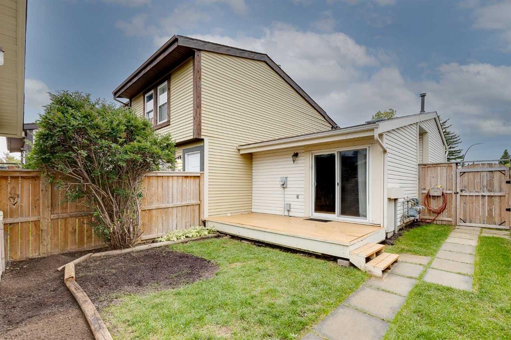 1418 Ranchlands Way Nw, Calgary, AB