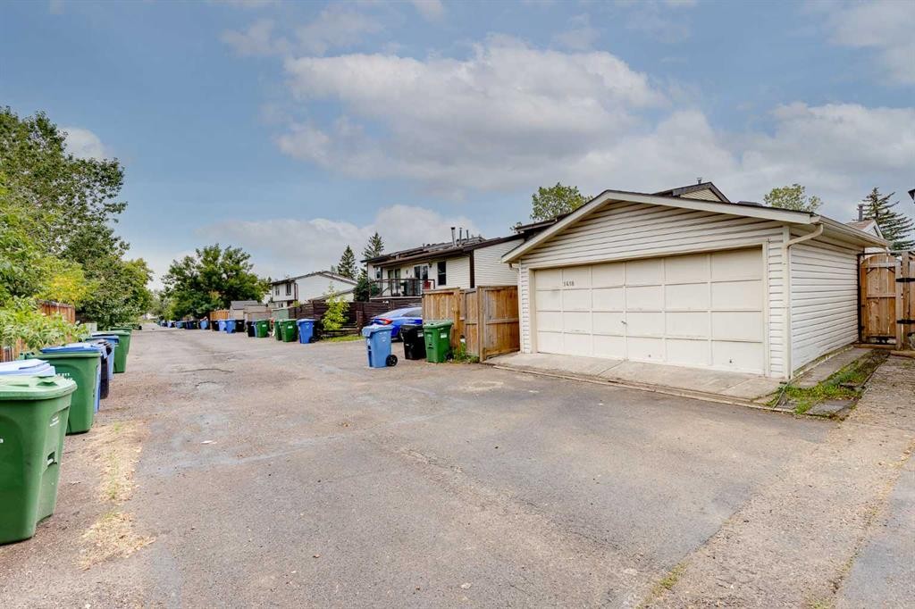 1418 Ranchlands Way Nw, Calgary, AB