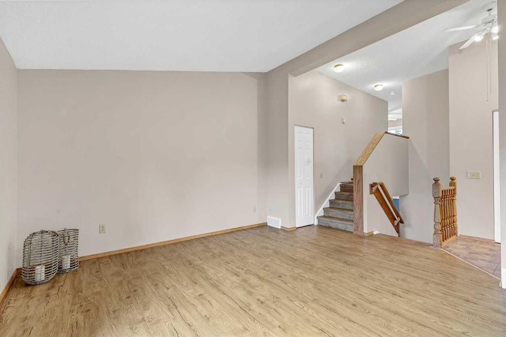 1418 Ranchlands Way Nw, Calgary, AB
