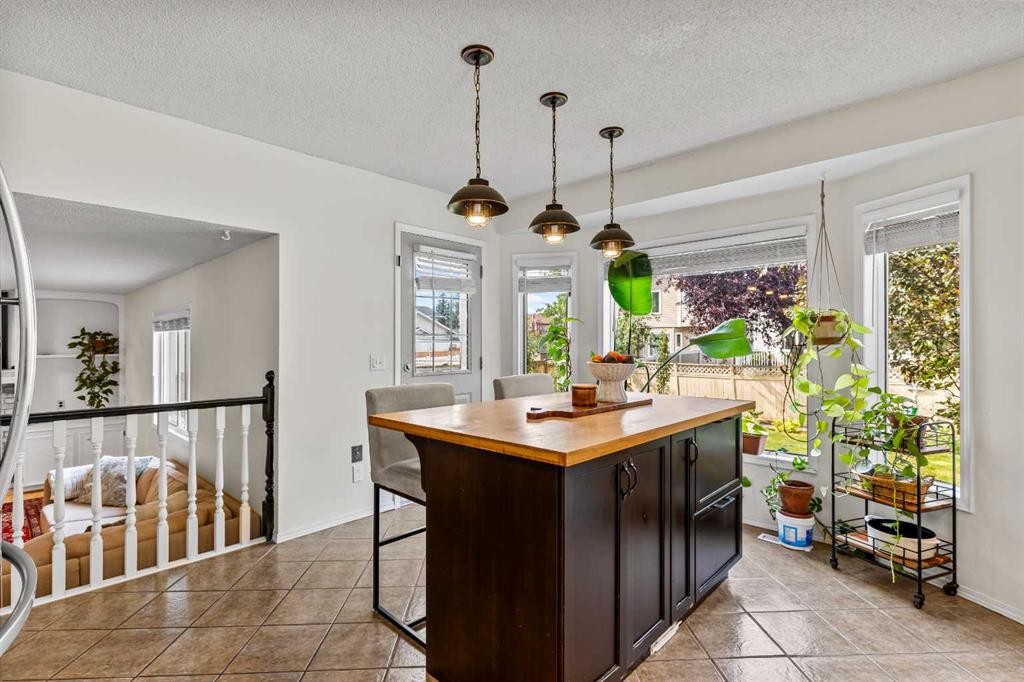 509 Hawkhill Place Nw, Calgary, AB