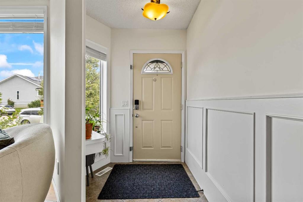 509 Hawkhill Place Nw, Calgary, AB