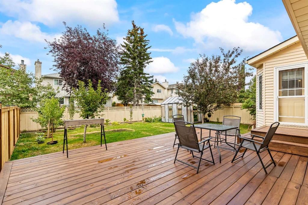 509 Hawkhill Place Nw, Calgary, AB