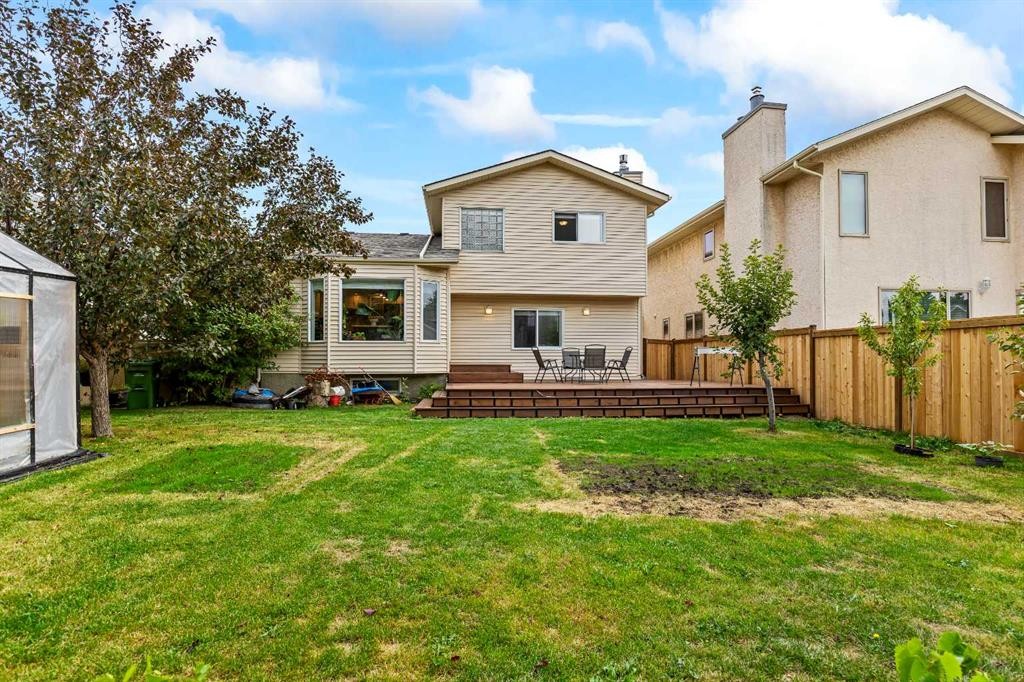 509 Hawkhill Place Nw, Calgary, AB