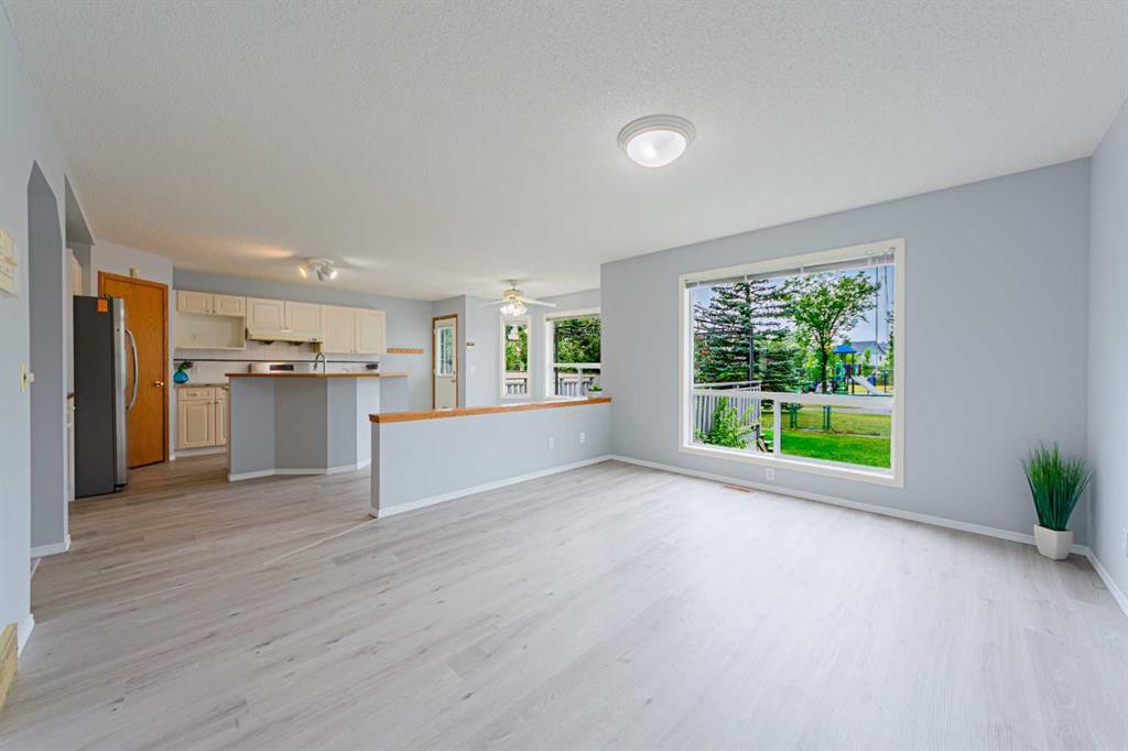 105 Arbour Ridge Park Nw, Calgary, AB