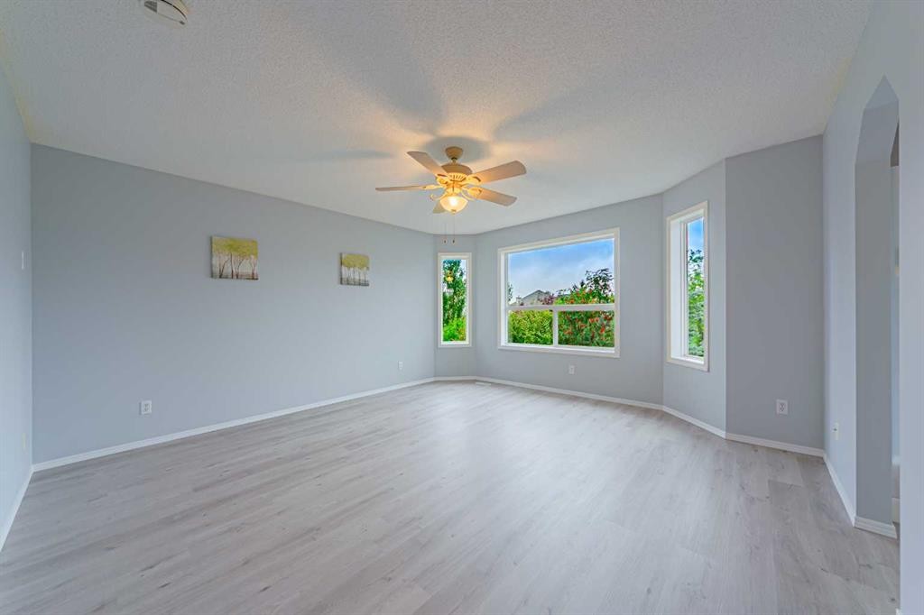 105 Arbour Ridge Park Nw, Calgary, AB