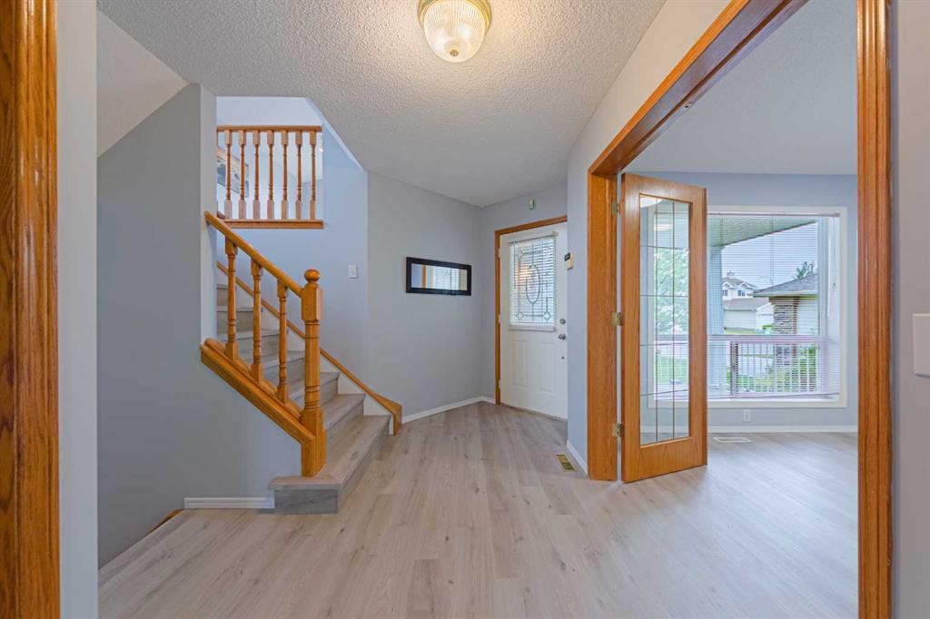 105 Arbour Ridge Park Nw, Calgary, AB
