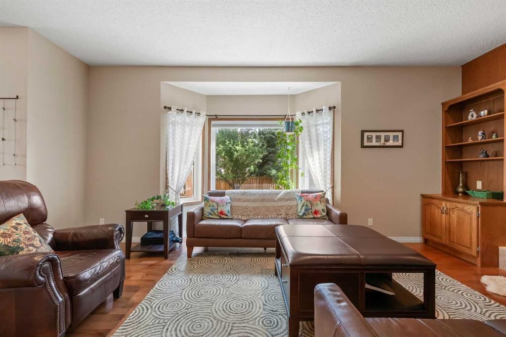20 Edendale Crescent Nw, Calgary, AB