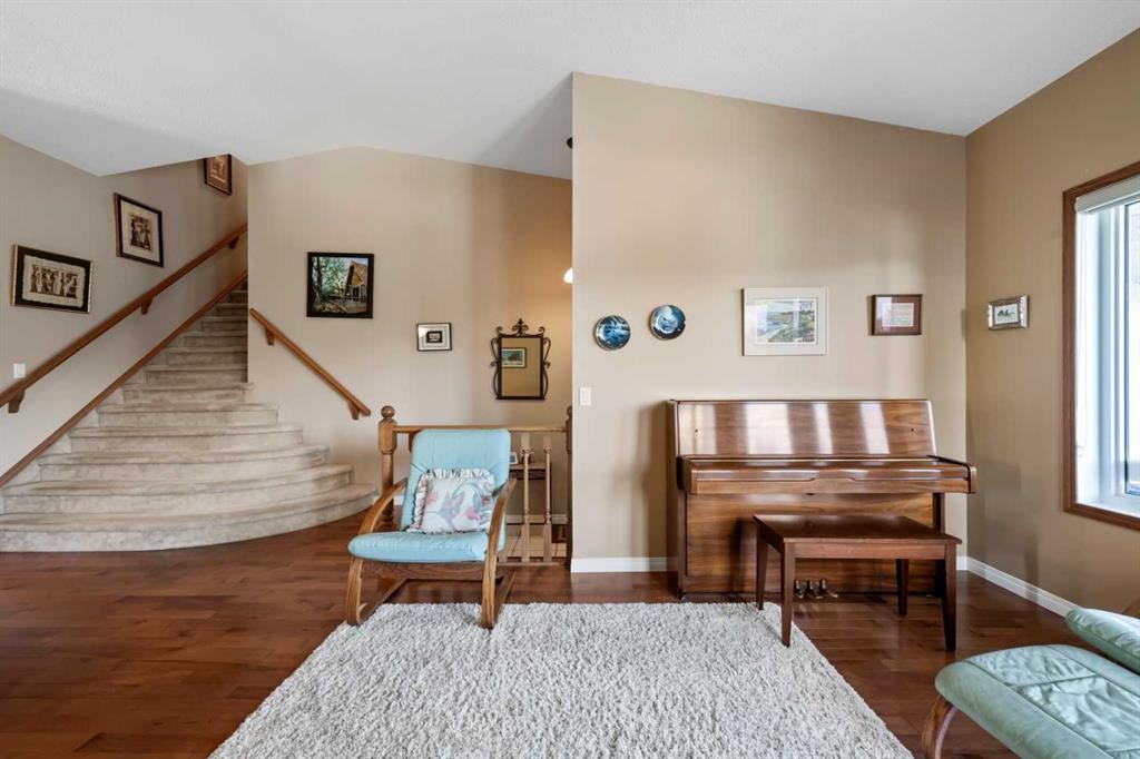 20 Edendale Crescent Nw, Calgary, AB