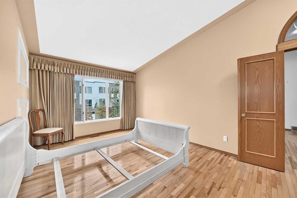 1030 Shawnee Road Sw, Calgary, AB