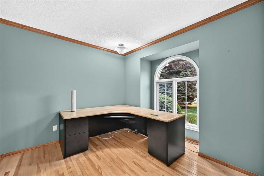 1030 Shawnee Road Sw, Calgary, AB