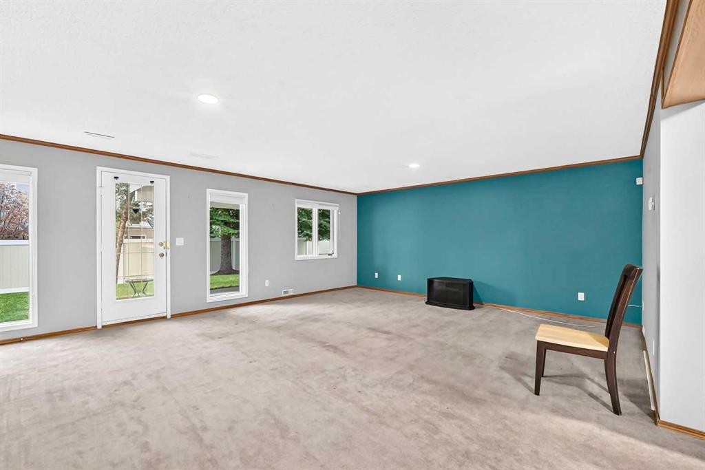 1030 Shawnee Road Sw, Calgary, AB