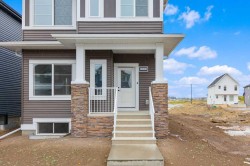 966 Chinook Winds Meadow SWAirdrie, AB T4A 5R1