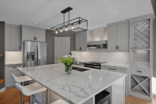 50 Springbank Crescent Sw, Calgary, AB 
