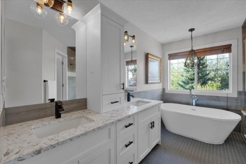 50 Springbank Crescent Sw, Calgary, AB 
