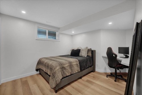 50 Springbank Crescent Sw, Calgary, AB 