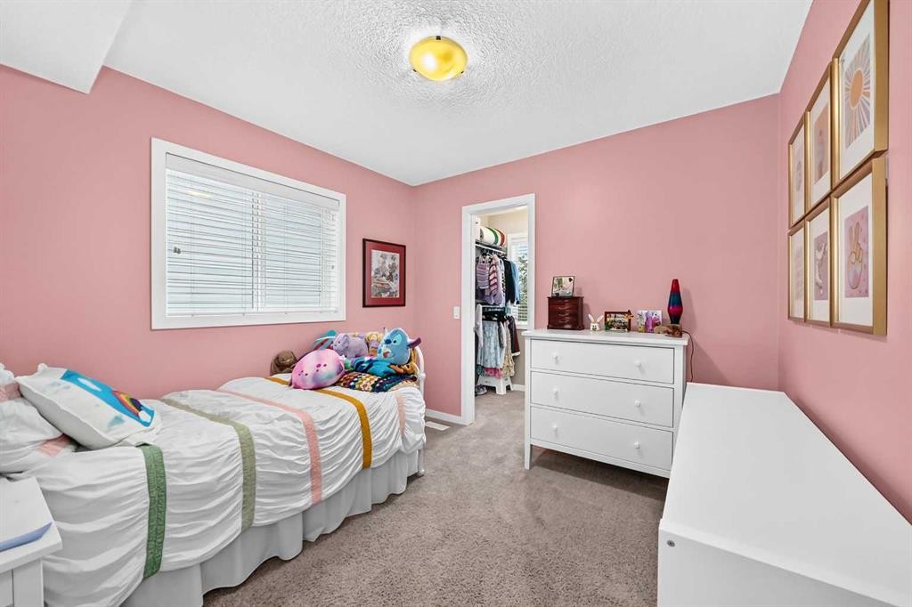 14 Walden Road Se, Calgary, AB