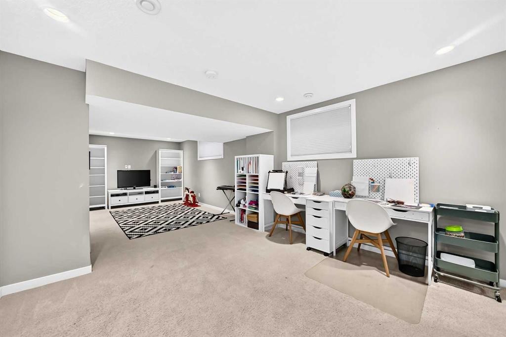 14 Walden Road Se, Calgary, AB